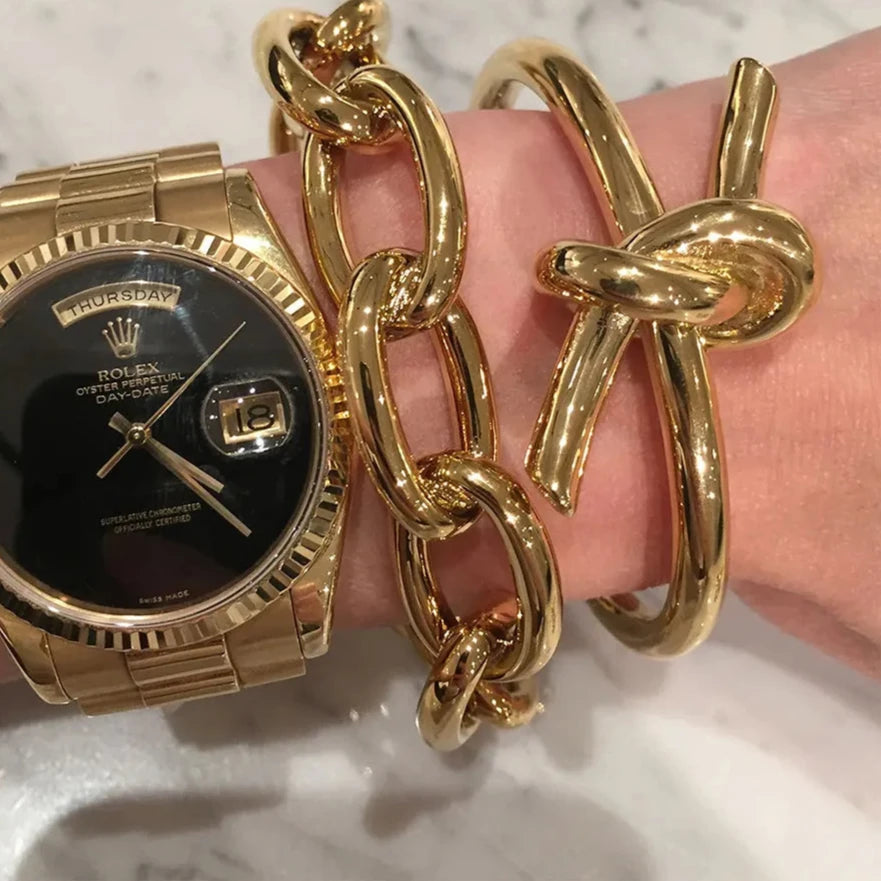 stylish knot bangle for women gold