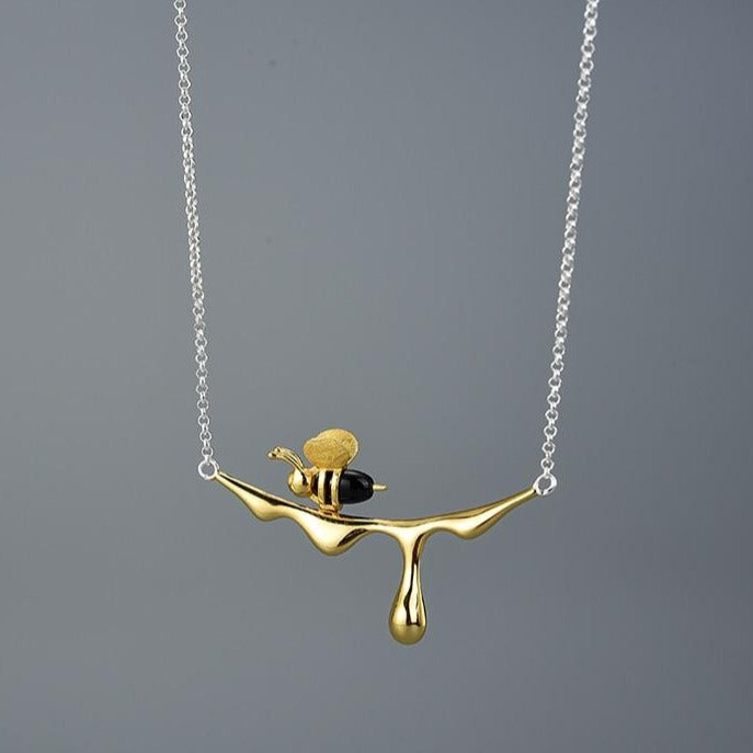 Honey Bee Necklace gold uk