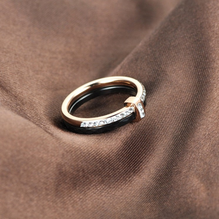 Ceramic Ring with Crystals