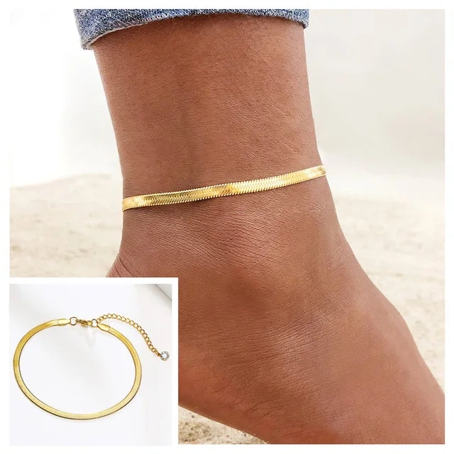 Boho Bliss for Your Ankles: Beach-Ready Anklets 
