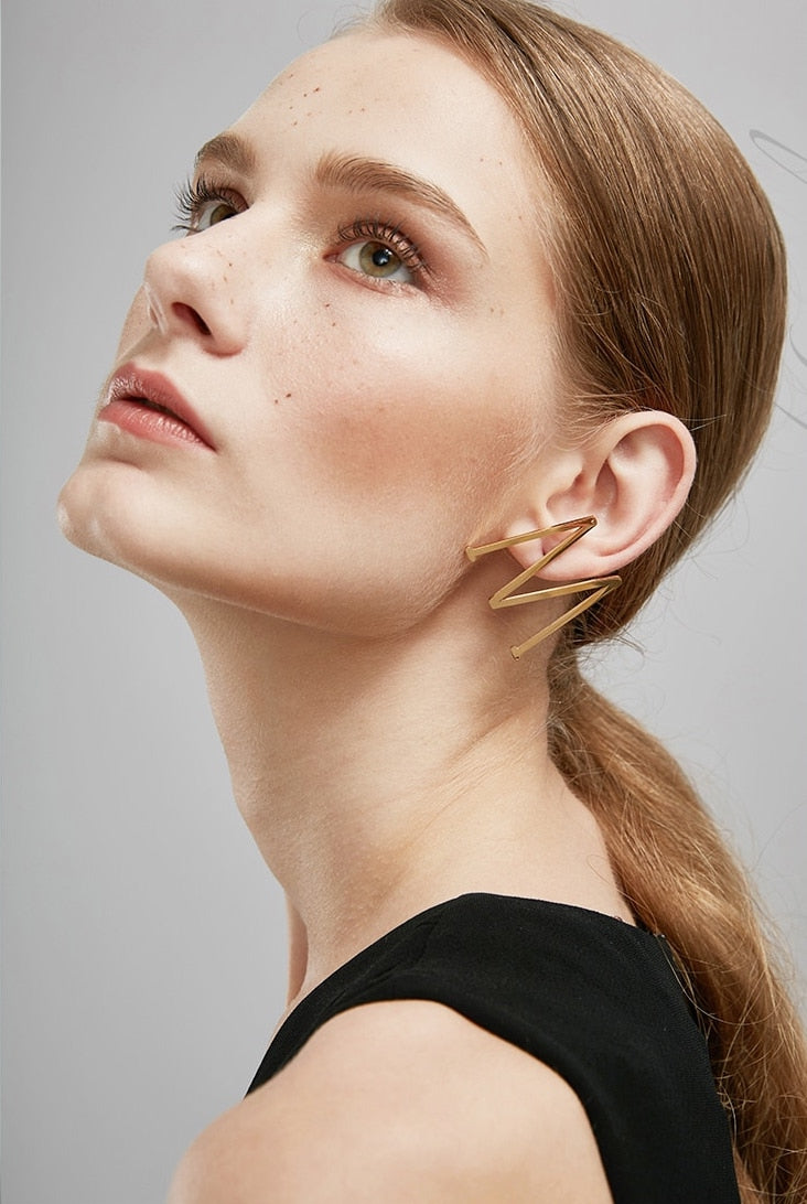 initial earrings gold