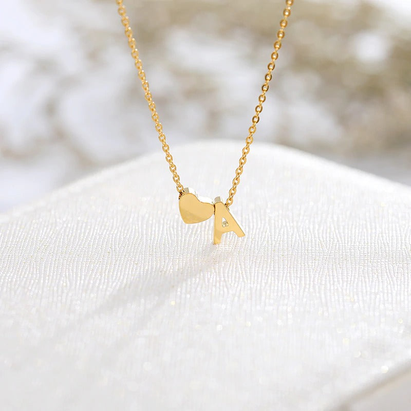initial letter necklace like meghan markle